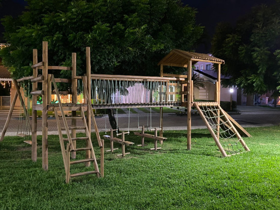 Imagem Casa de Condomínio com 4 Quartos à Venda,  em Parque Manibura - Fortaleza