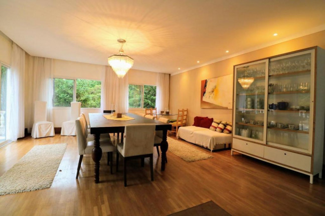 Imagem Casa com 5 Quartos à Venda, 500 m² em LOTM - Campos do Jordão