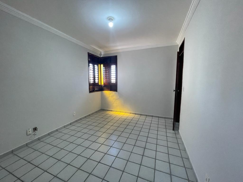 Imagem Casa com 4 Quartos à Venda, 240 m²em Capim Macio - Natal