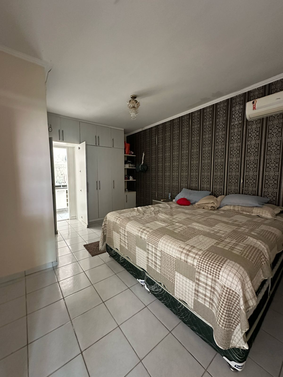 Imagem Casa com 3 Quartos à Venda, 256 m² em Planalto - Manaus Imagem Casa com 3 Quartos à Venda, 256 m² em Planalto - Manaus