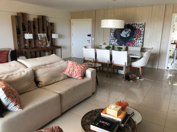 Apartamento com 4 Quartos à Venda, 196 m² em Capim Macio - Natal