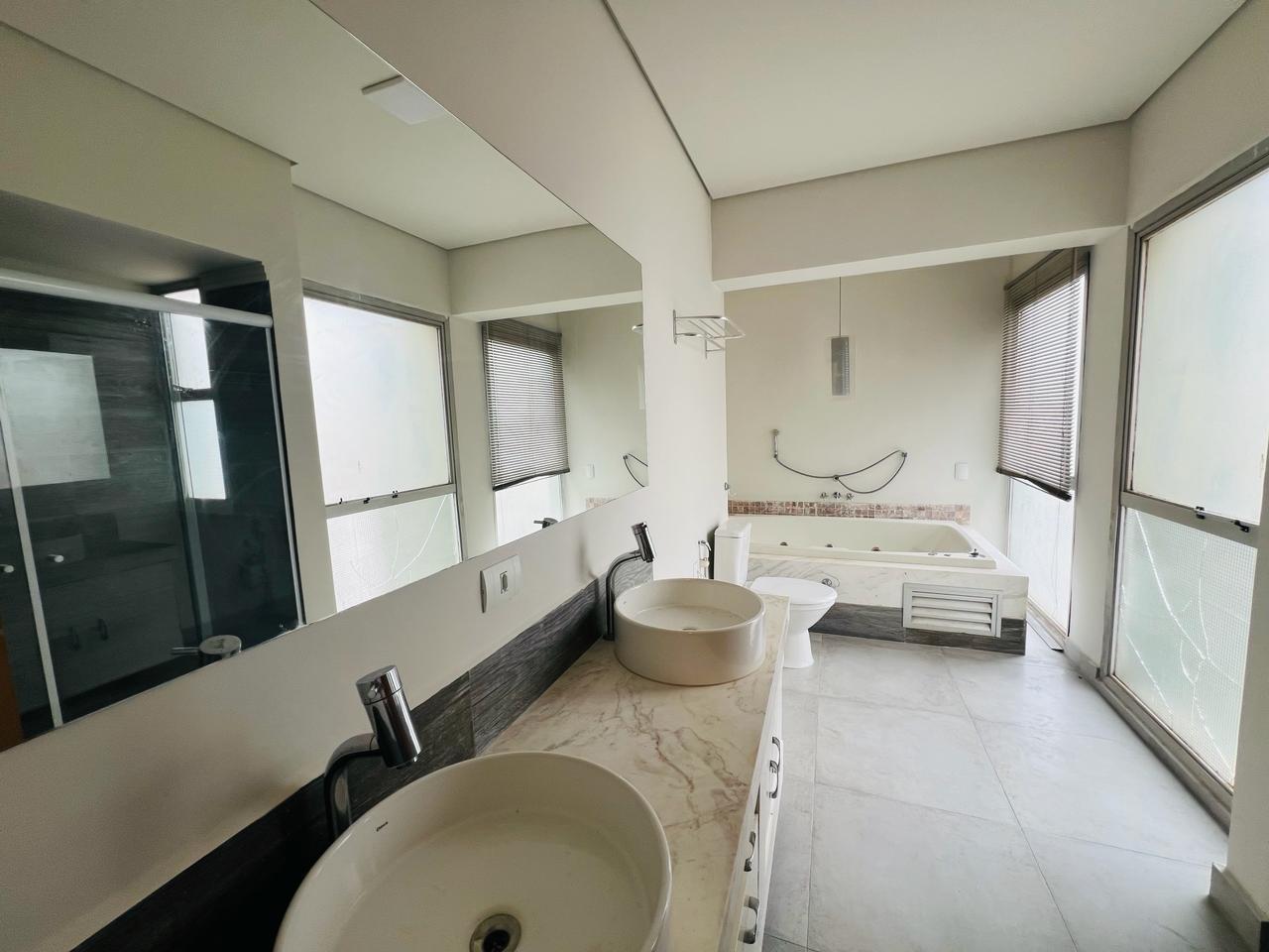 Imagem Cobertura com 5 Quartos à Venda, 483 m²em Cambuí - Campinas