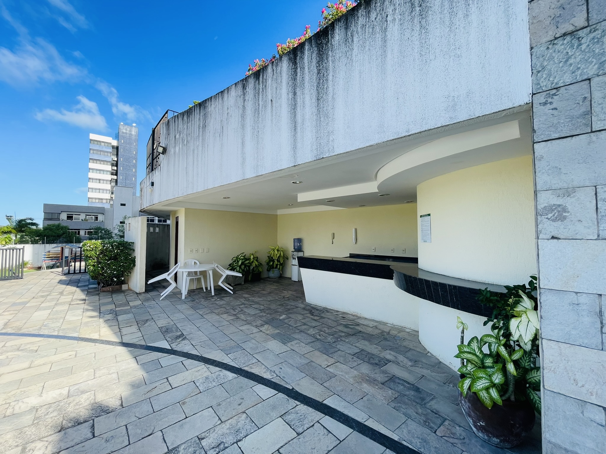 Imagem Apartamento com 4 Quartos à Venda, 221 m²em Candelária - Natal