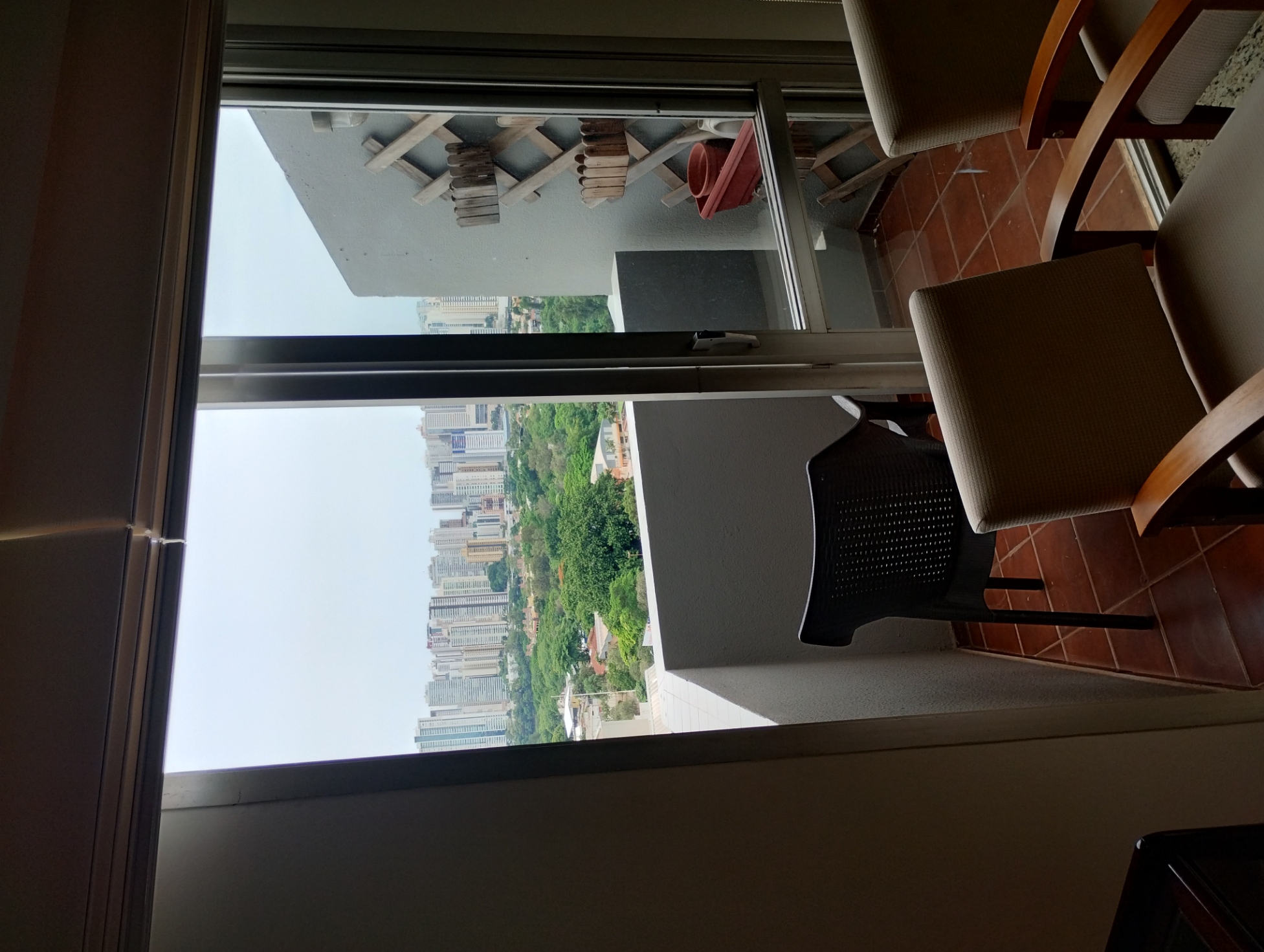 Imagem Apartamento com 3 Quartos à Venda, 131 m²em Centro - Londrina