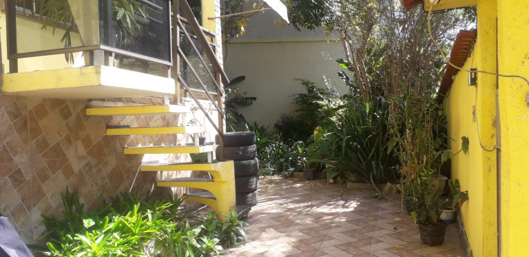 Imagem Casa com 4 Quartos à Venda, 150 m²em Trindade - São Gonçalo