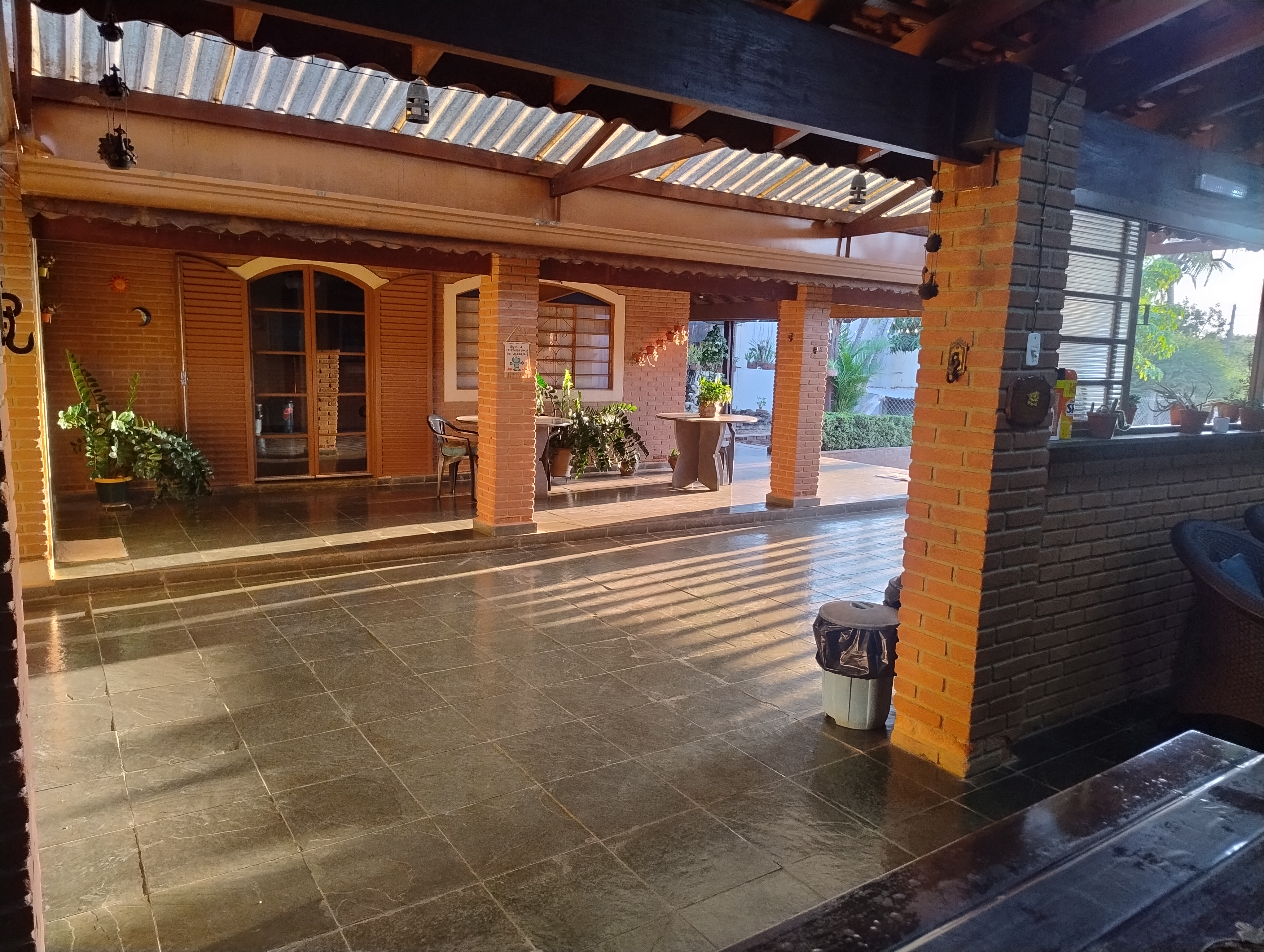 Imagem Chácara com 4 Quartos à Venda ou Locação, 317 m²em Recanto dos Dourados - Campinas Imagem Chácara com 4 Quartos à Venda ou Locação, 317 m²em Recanto dos Dourados - Campinas