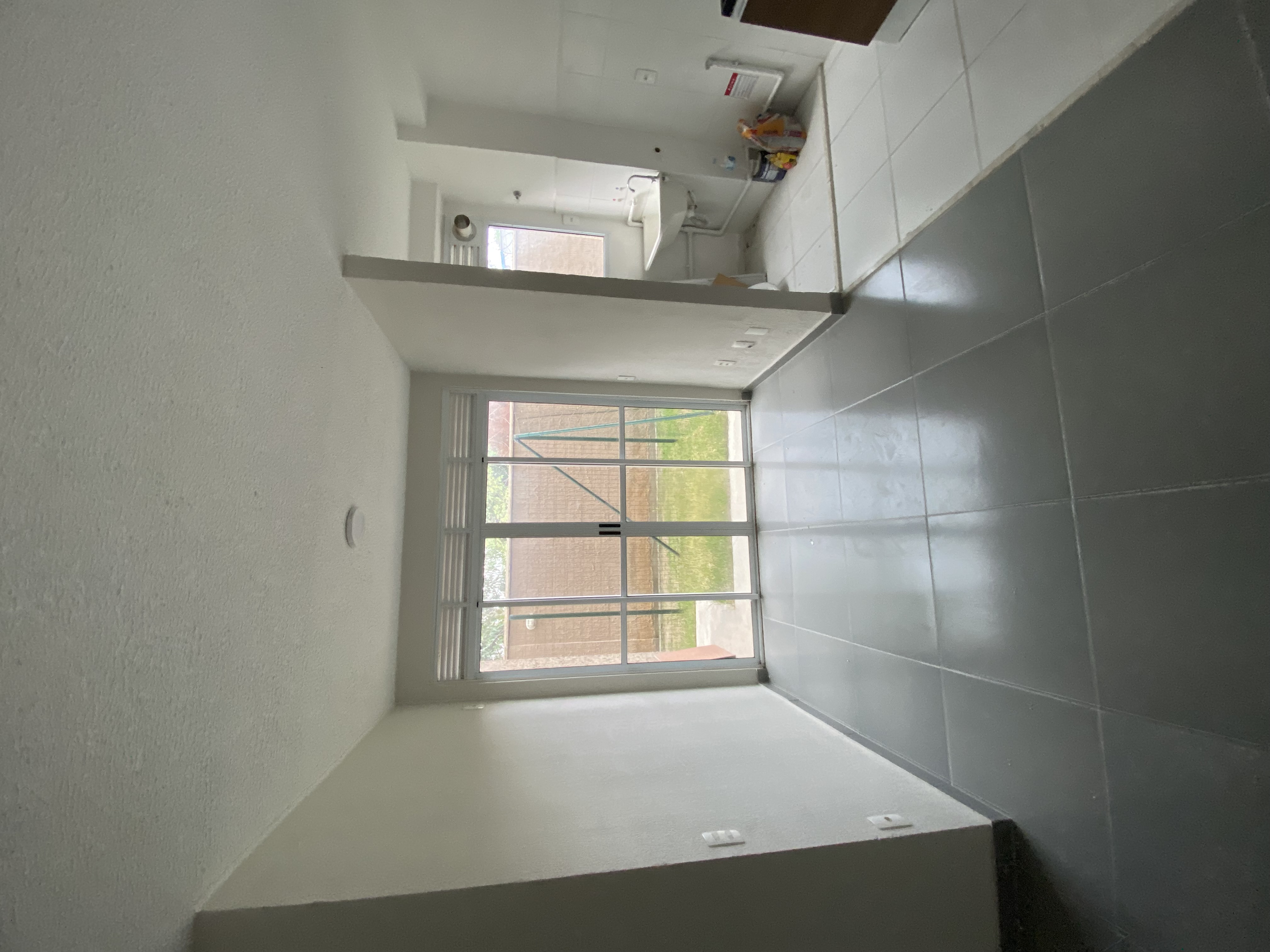 Apartamento com 2 Quartos à Venda, 41 m² em Guaratiba - Rio de Janeiro