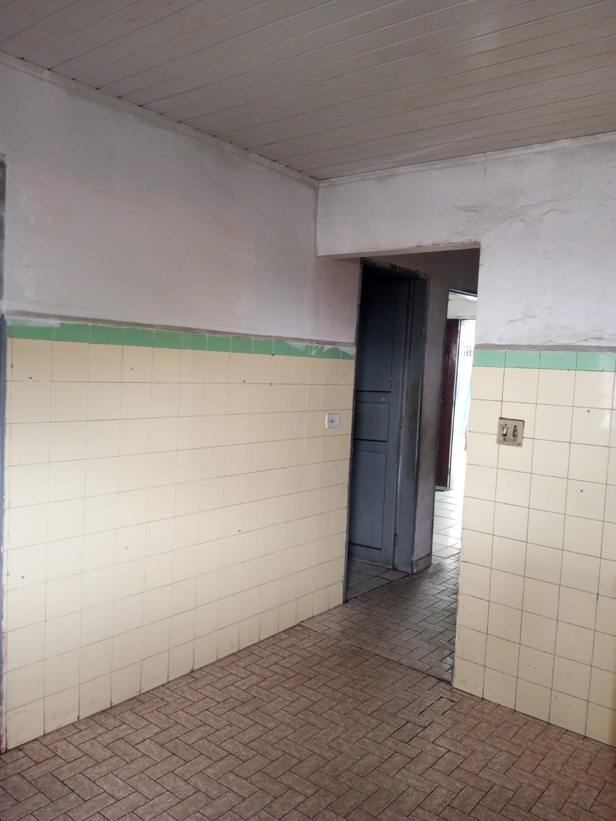 Imagem Casa com 3 Quartos à Venda ou Locação, 250 m²em Vila Serralheiro - São Paulo Imagem Casa com 3 Quartos à Venda ou Locação, 250 m²em Vila Serralheiro - São Paulo