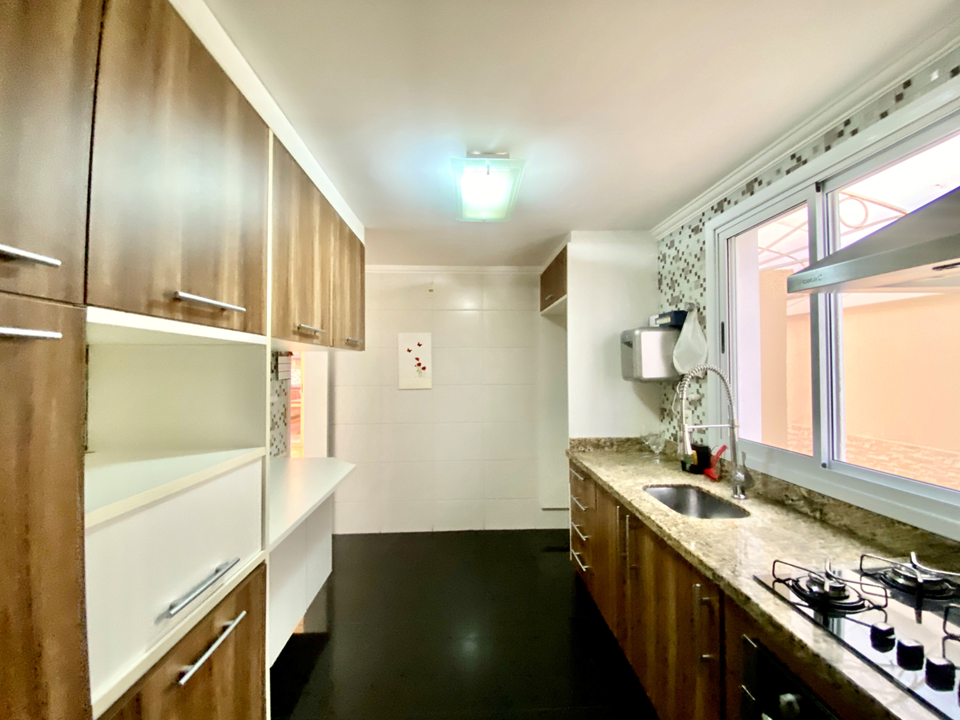 Imagem Casa de Condomínio com 3 Quartos à Venda, 123 m²em Jardim Ermida I - Jundiaí