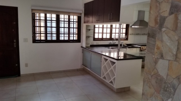 Imagem Sobrado com 3 Quartos para Alugar, em Vila Mariana - São Paulo Imagem Sobrado com 3 Quartos para Alugar, em Vila Mariana - São Paulo