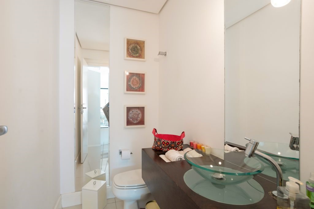 Imagem Apartamento com 4 Quartos à Venda, 235 m²em Aclimação - São Paulo