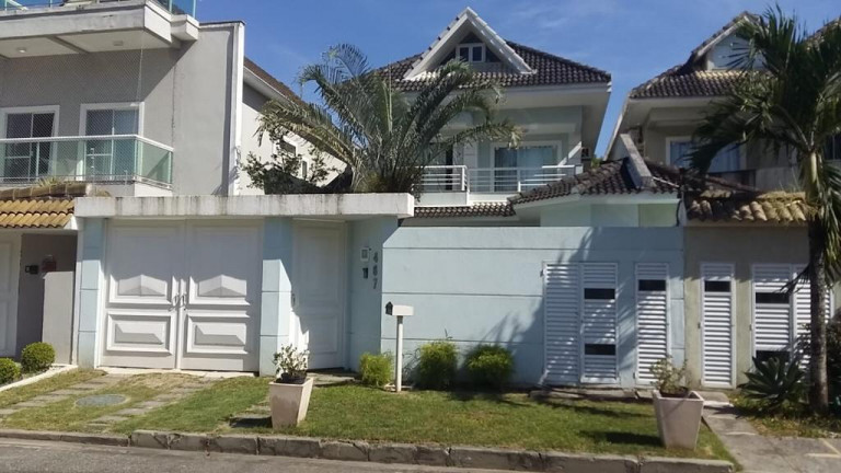 Imagem Casa com 4 Quartos à Venda, 257 m² em Barra da Tijuca - Rio de Janeiro Imagem Casa com 4 Quartos à Venda, 257 m² em Barra da Tijuca - Rio de Janeiro