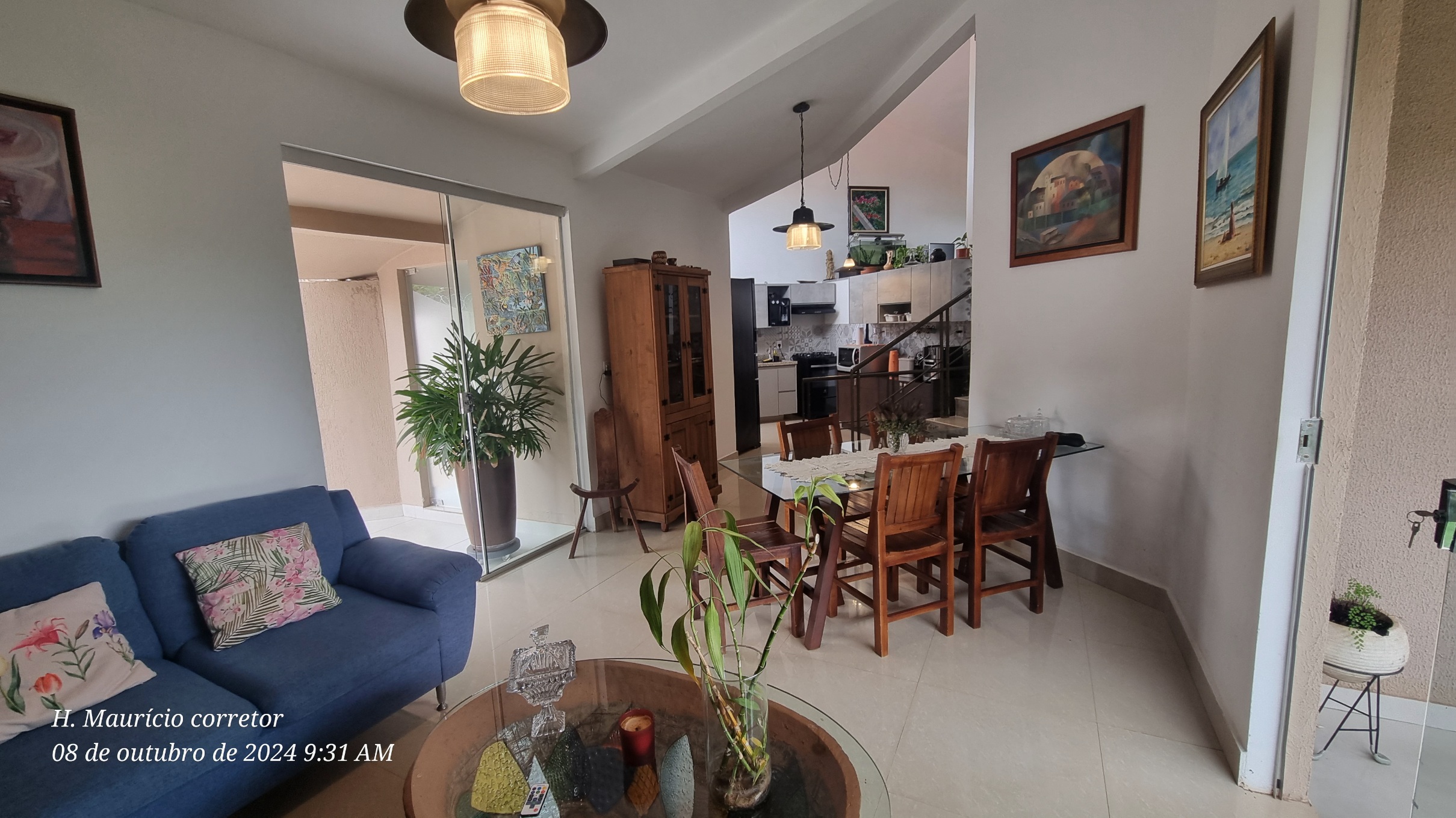 Imagem Sobrado com 4 Quartos à Venda, 300 m²em Setor Jaó - Goiânia Imagem Sobrado com 4 Quartos à Venda, 300 m²em Setor Jaó - Goiânia