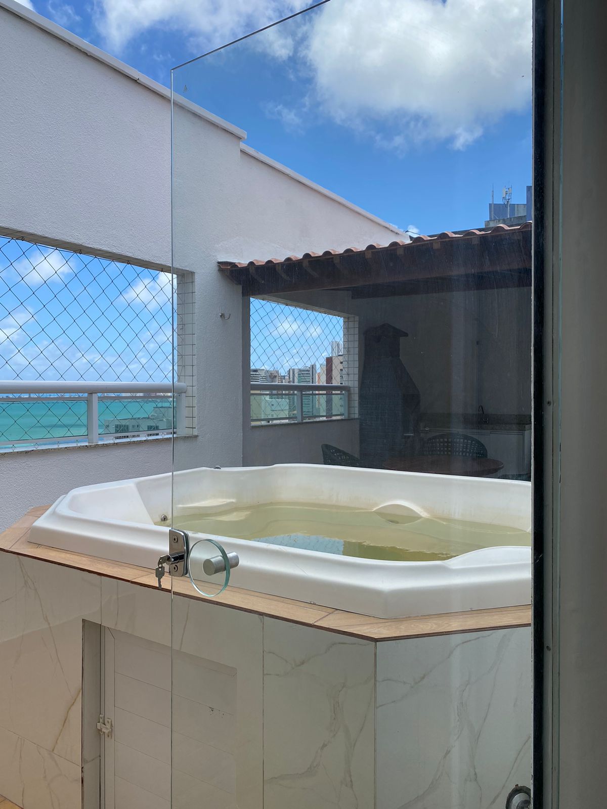 Imagem Casa de Condomínio com 5 Quartos à Venda, 252 m² em Cidade Alpha - Eusébio Imagem Casa de Condomínio com 5 Quartos à Venda, 252 m² em Cidade Alpha - Eusébio