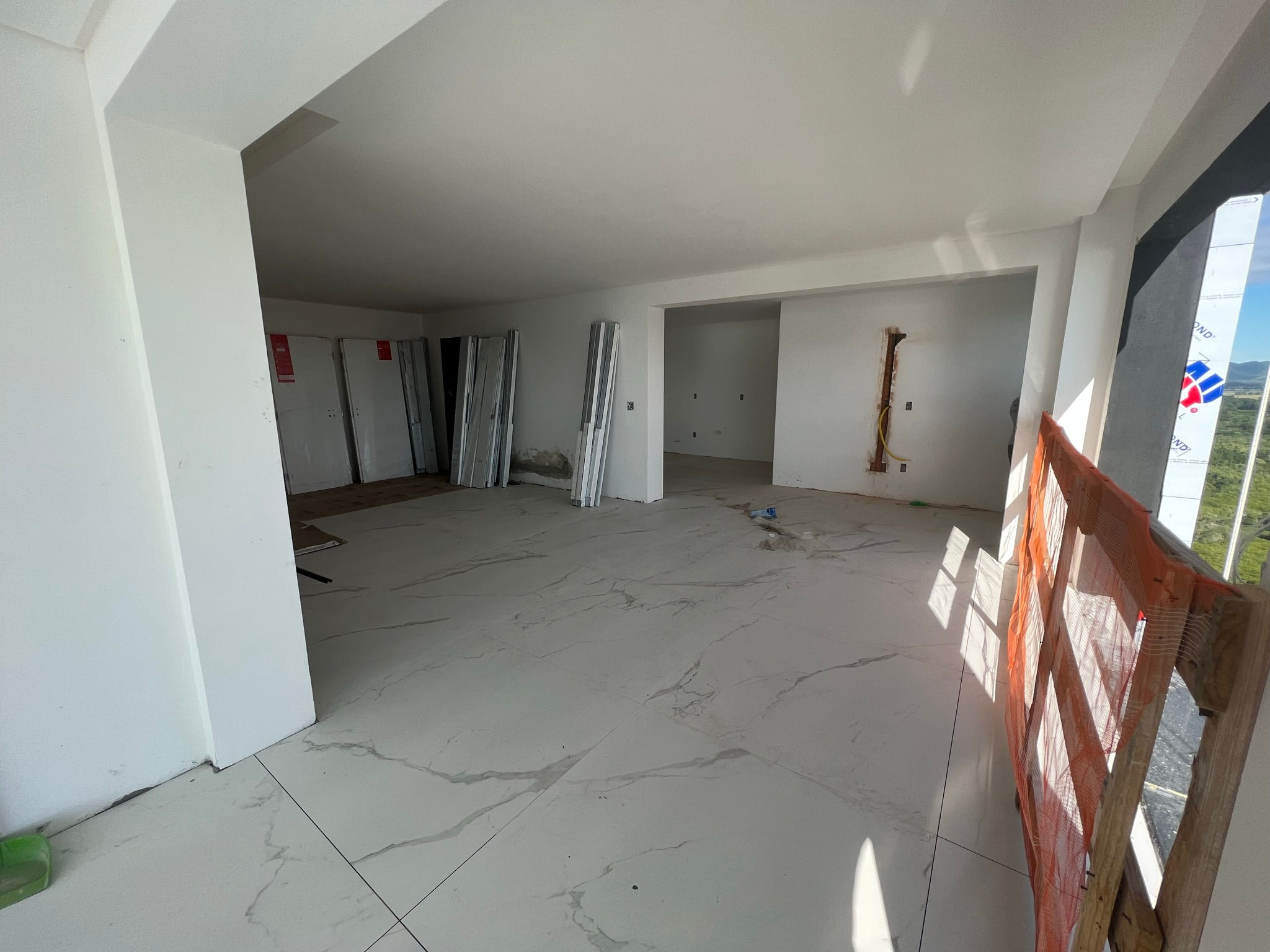 Imagem Apartamento com 4 Quartos à Venda, 179 m²em Meia Praia - Itapema Imagem Apartamento com 4 Quartos à Venda, 179 m²em Meia Praia - Itapema