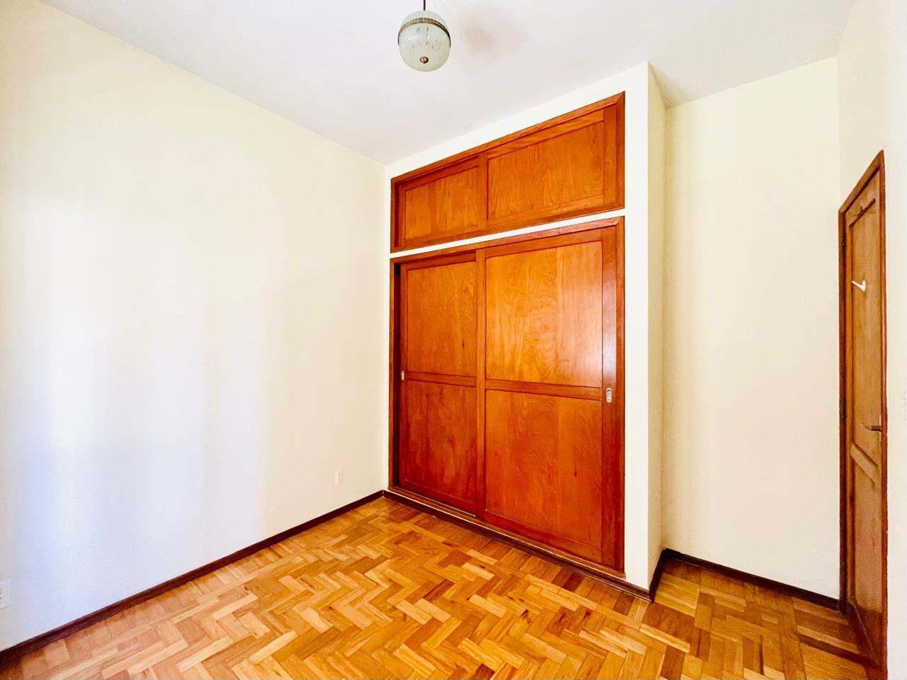 Imagem Apartamento com 1 Quarto à Venda, 45 m²em Várzea - Teresópolis