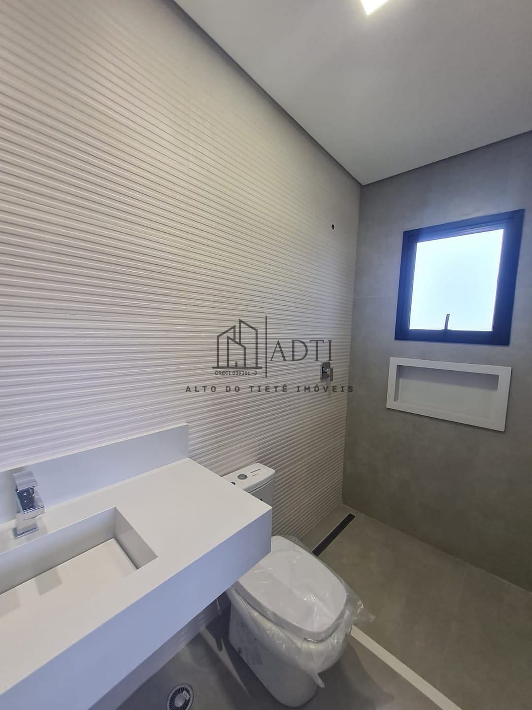 Imagem Casa de Condomínio com 3 Quartos à Venda, 205 m² em Cézar de Souza - Mogi das Cruzes Imagem Casa de Condomínio com 3 Quartos à Venda, 205 m² em Cézar de Souza - Mogi das Cruzes
