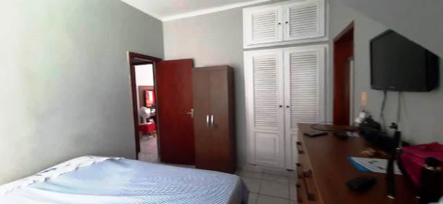 Imagem Sobrado com 3 Quartos à Venda, 240 m²em Icaraí - Niterói