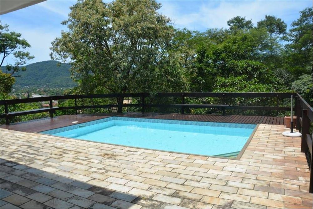 Imagem Casa de Condomínio com 3 Quartos à Venda, 223 m²em Serra Grande - Niterói