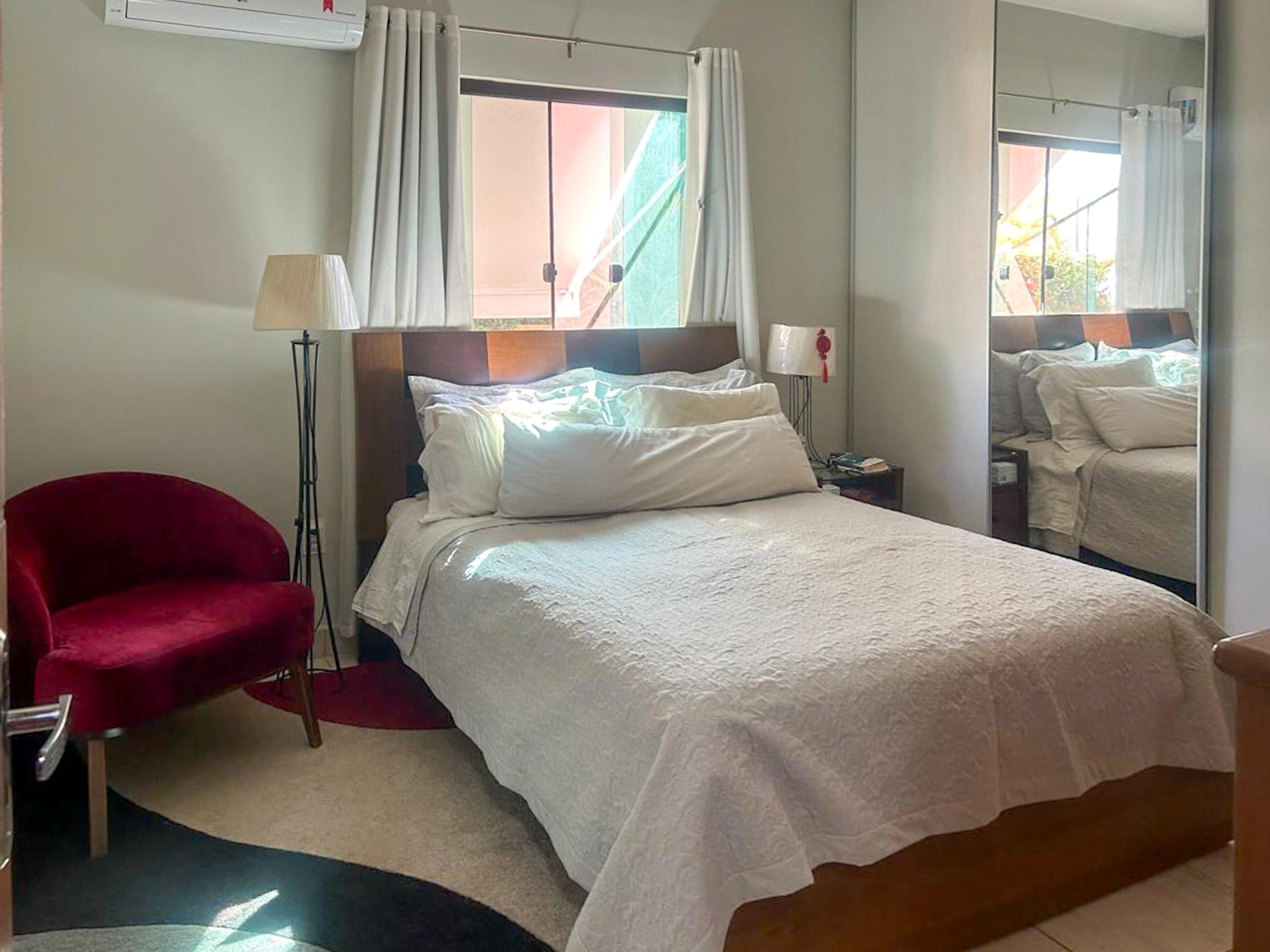 Imagem Chácara com 4 Quartos à Venda, 1.000 m² em - Jaboticatubas Imagem Chácara com 4 Quartos à Venda, 1.000 m² em - Jaboticatubas
