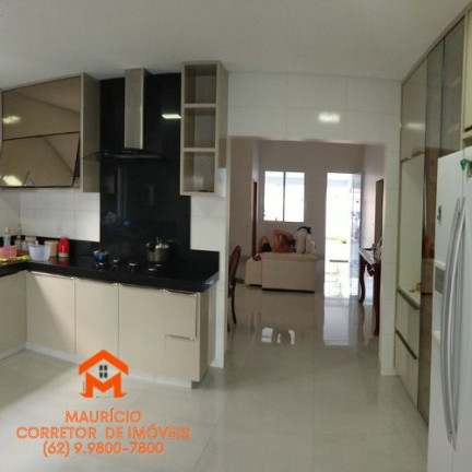 Imagem Casa com 3 Quartos à Venda, 275 m² em Santa Genoveva - Goiânia Imagem Casa com 3 Quartos à Venda, 275 m² em Santa Genoveva - Goiânia