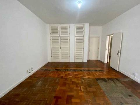 Imagem Apartamento com 4 Quartos para Alugar, 350 m²em Copacabana - Rio de Janeiro