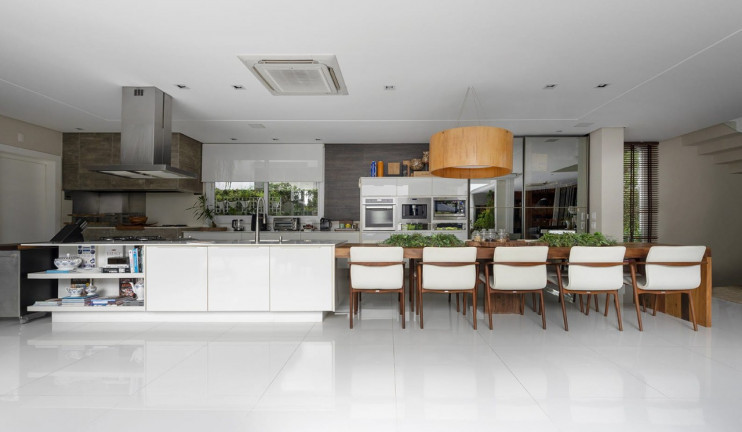 Imagem Casa de Condomínio com 4 Quartos à Venda, 485 m² em Jurerê - Florianópolis Imagem Casa de Condomínio com 4 Quartos à Venda, 485 m² em Jurerê - Florianópolis