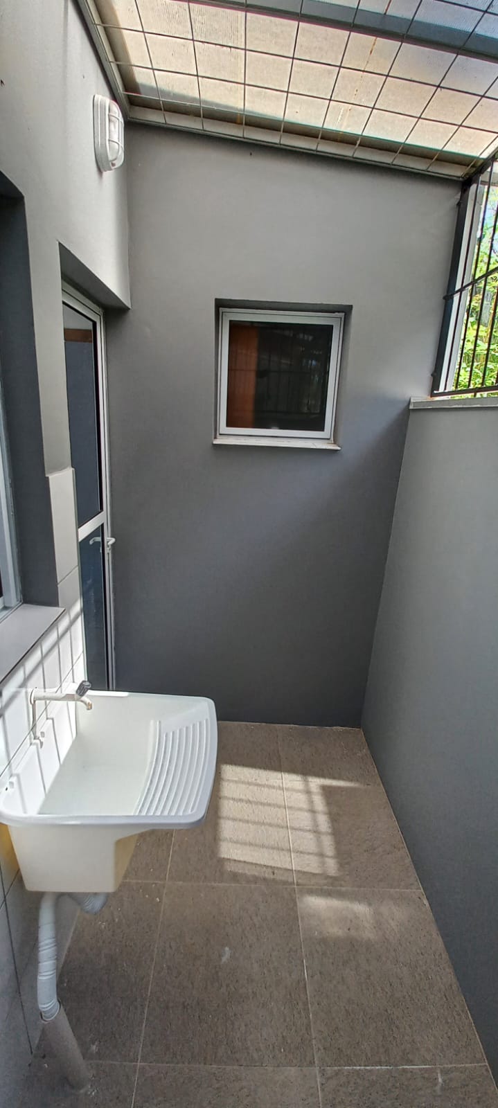 Imagem Casa de Condomínio com 2 Quartos à Venda, 48 m² em Jardim dos Lagos - Guaíba Imagem Casa de Condomínio com 2 Quartos à Venda, 48 m² em Jardim dos Lagos - Guaíba
