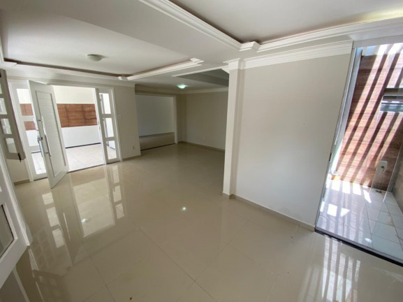 Imagem Casa com 4 Quartos à Venda, 300 m² em Turu - São Luís