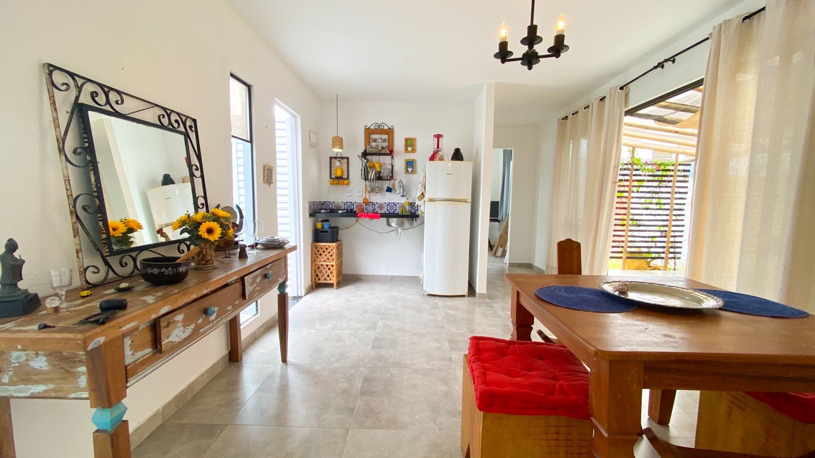 Imagem Casa de Condomínio com 2 Quartos à Venda ou Locação, 165 m²em Vila de Abrantes (Abrantes) - Camaçari Imagem Casa de Condomínio com 2 Quartos à Venda ou Locação, 165 m²em Vila de Abrantes (Abrantes) - Camaçari