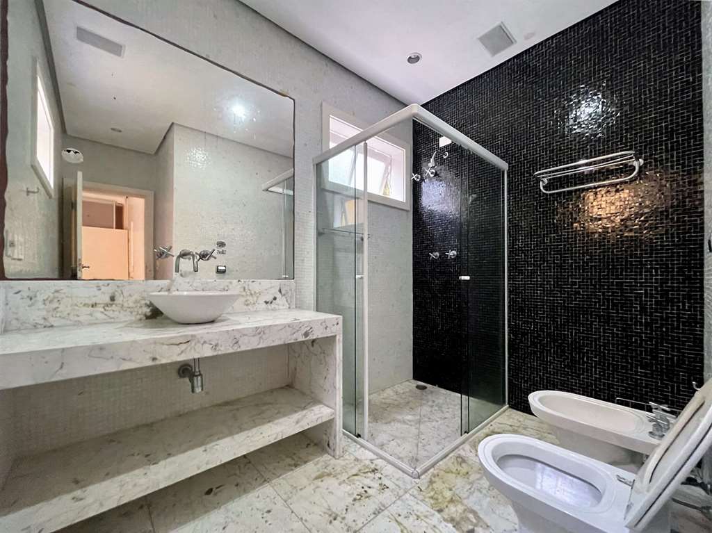 Imagem Casa com 6 Quartos à Venda ou Locação, 721 m²em Palos Verdes - Carapicuíba Imagem Casa com 6 Quartos à Venda ou Locação, 721 m²em Palos Verdes - Carapicuíba