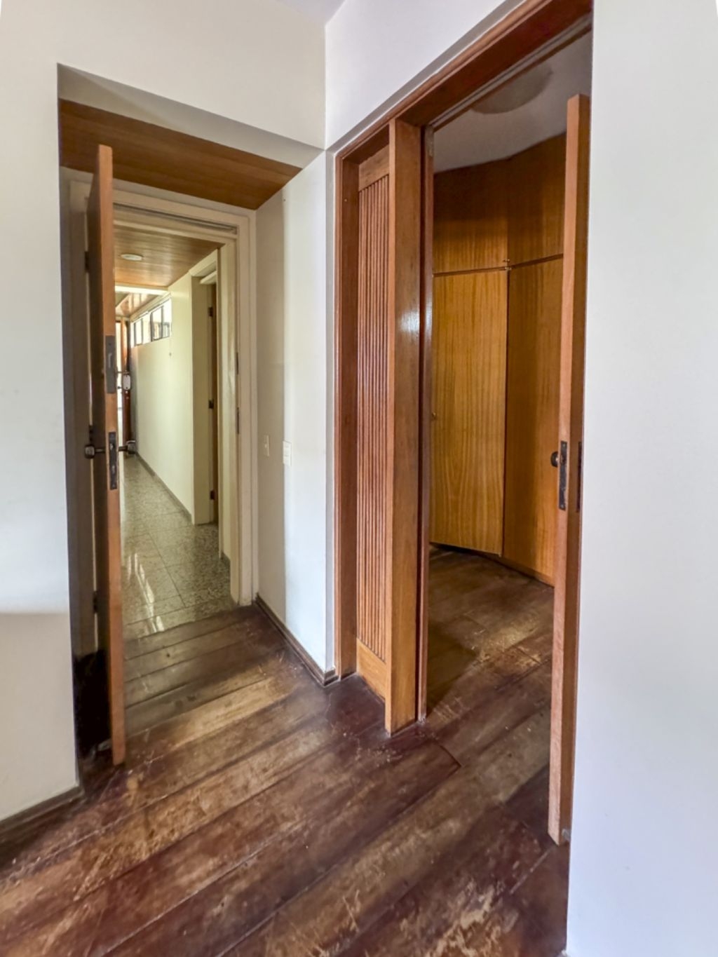 Imagem Apartamento com 4 Quartos à Venda, 215 m²em Meireles - Fortaleza Imagem Apartamento com 4 Quartos à Venda, 215 m²em Meireles - Fortaleza