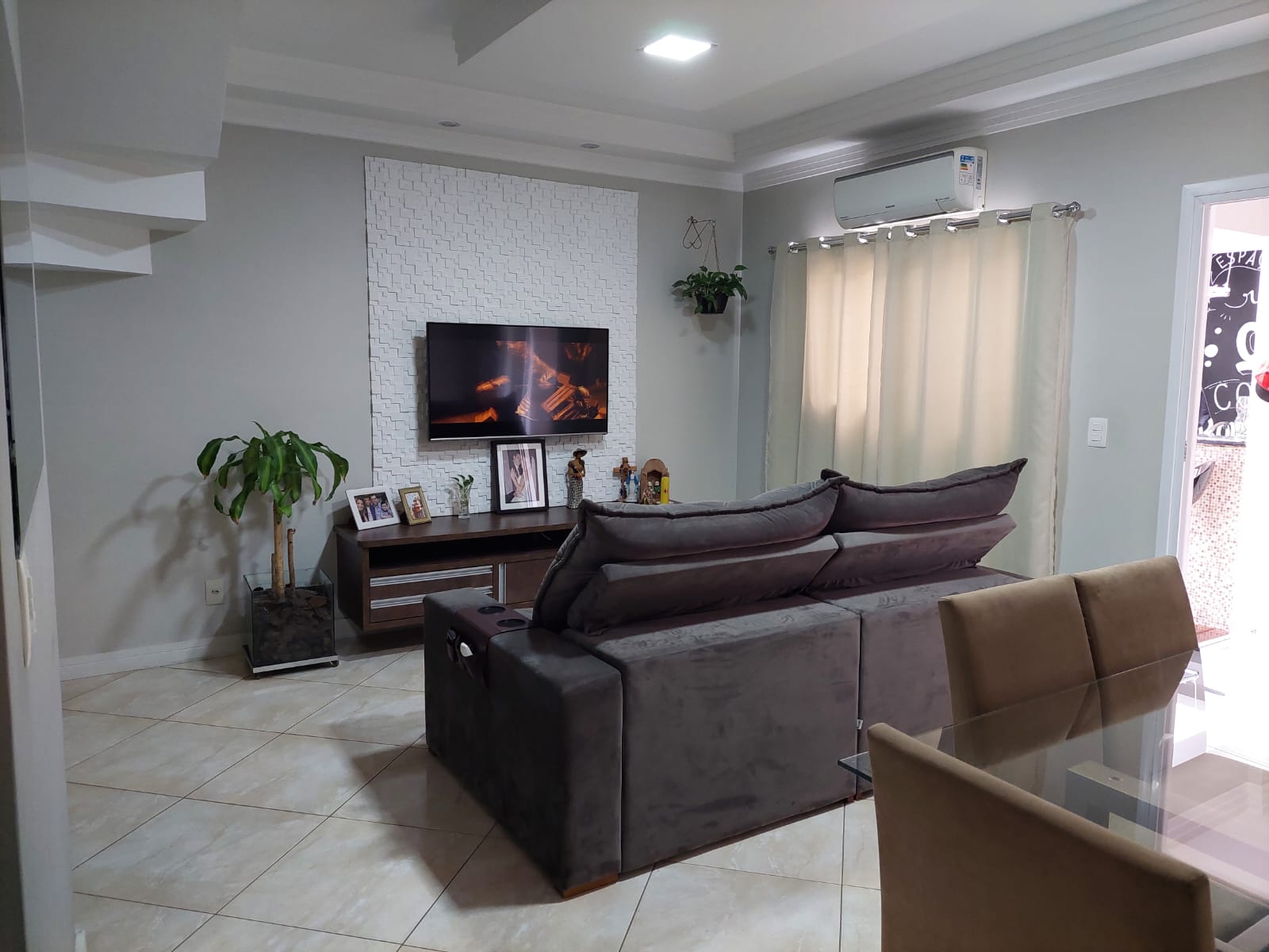 Imagem Casa de Condomínio com 3 Quartos à Venda, 85 m²em Jardim Santa Maria - Jacareí