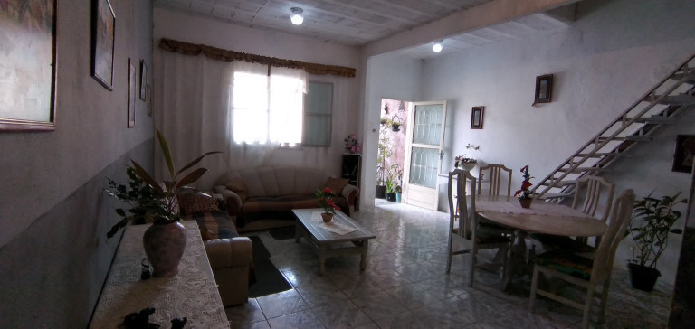 Imagem Casa com 4 Quartos à Venda, 159 m²em Santa Cruz - Rio de Janeiro Imagem Casa com 4 Quartos à Venda, 159 m²em Santa Cruz - Rio de Janeiro