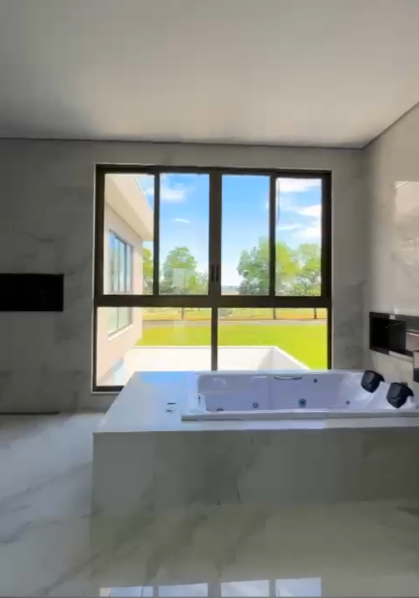 Imagem Casa de Condomínio com 4 Quartos à Venda, 422 m² em  - 