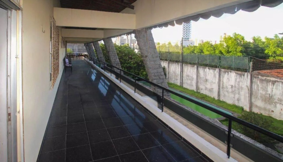 Imagem Casa com 4 Quartos à Venda, 368 m²em Parquelândia - Fortaleza