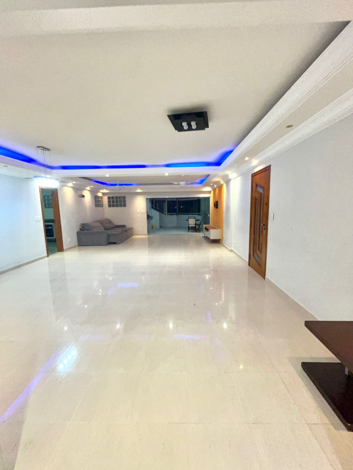 Imagem Apartamento com 3 Quartos à Venda, 295 m²em Canto do Forte - Praia Grande Imagem Apartamento com 3 Quartos à Venda, 295 m²em Canto do Forte - Praia Grande