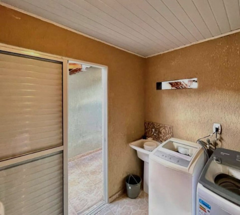 Imagem Casa com 3 Quartos à Venda,  em Vila Diva - Carapicuíba