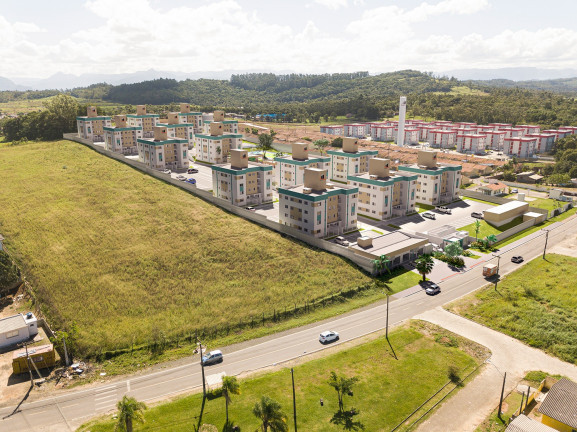 Imagem Apartamento com 2 Quartos à Venda, em Mina União - Criciúma Imagem Apartamento com 2 Quartos à Venda, em Mina União - Criciúma