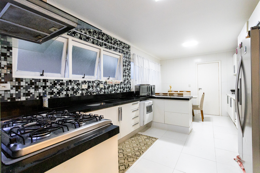Imagem Casa de Condomínio com 3 Quartos à Venda, 280 m² em Alphaville - Santana de Parnaíba Imagem Casa de Condomínio com 3 Quartos à Venda, 280 m² em Alphaville - Santana de Parnaíba