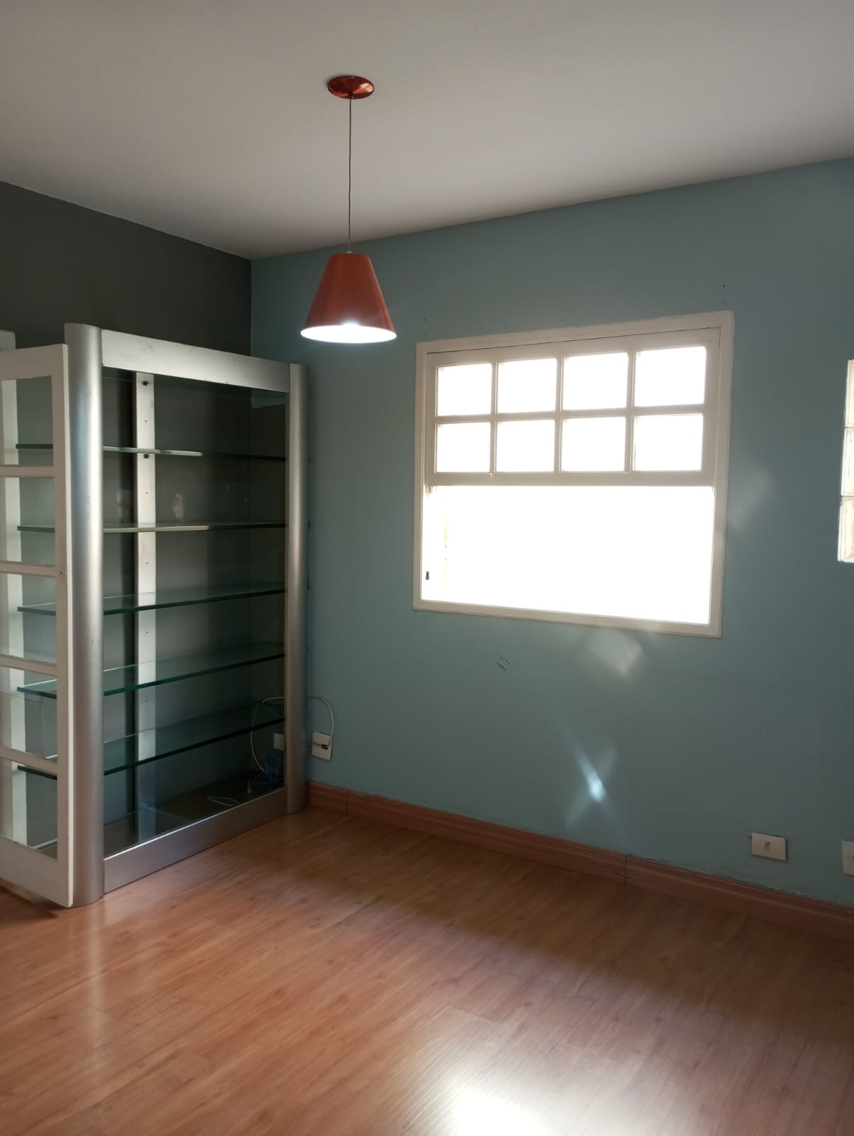 Imagem Sobrado com 3 Quartos para Alugar, 135 m²em Indianópolis - São Paulo