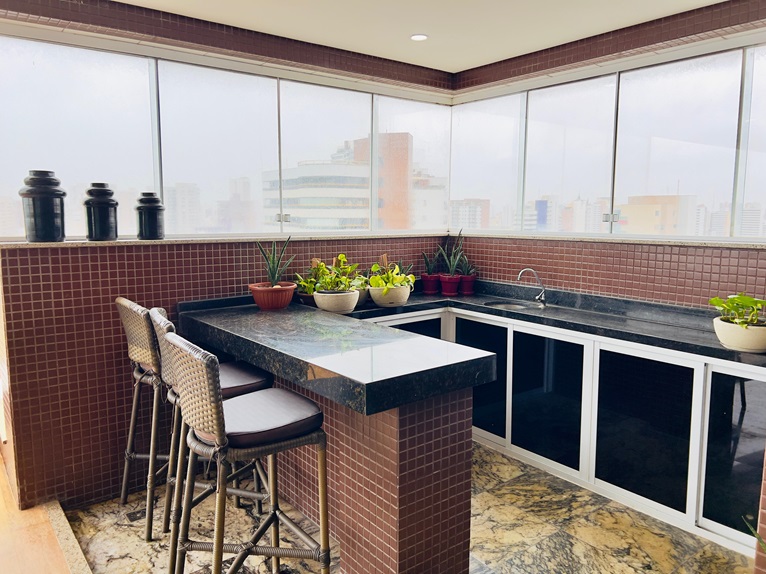 Imagem Cobertura com 4 Quartos à Venda, 518 m² em Meireles - Fortaleza