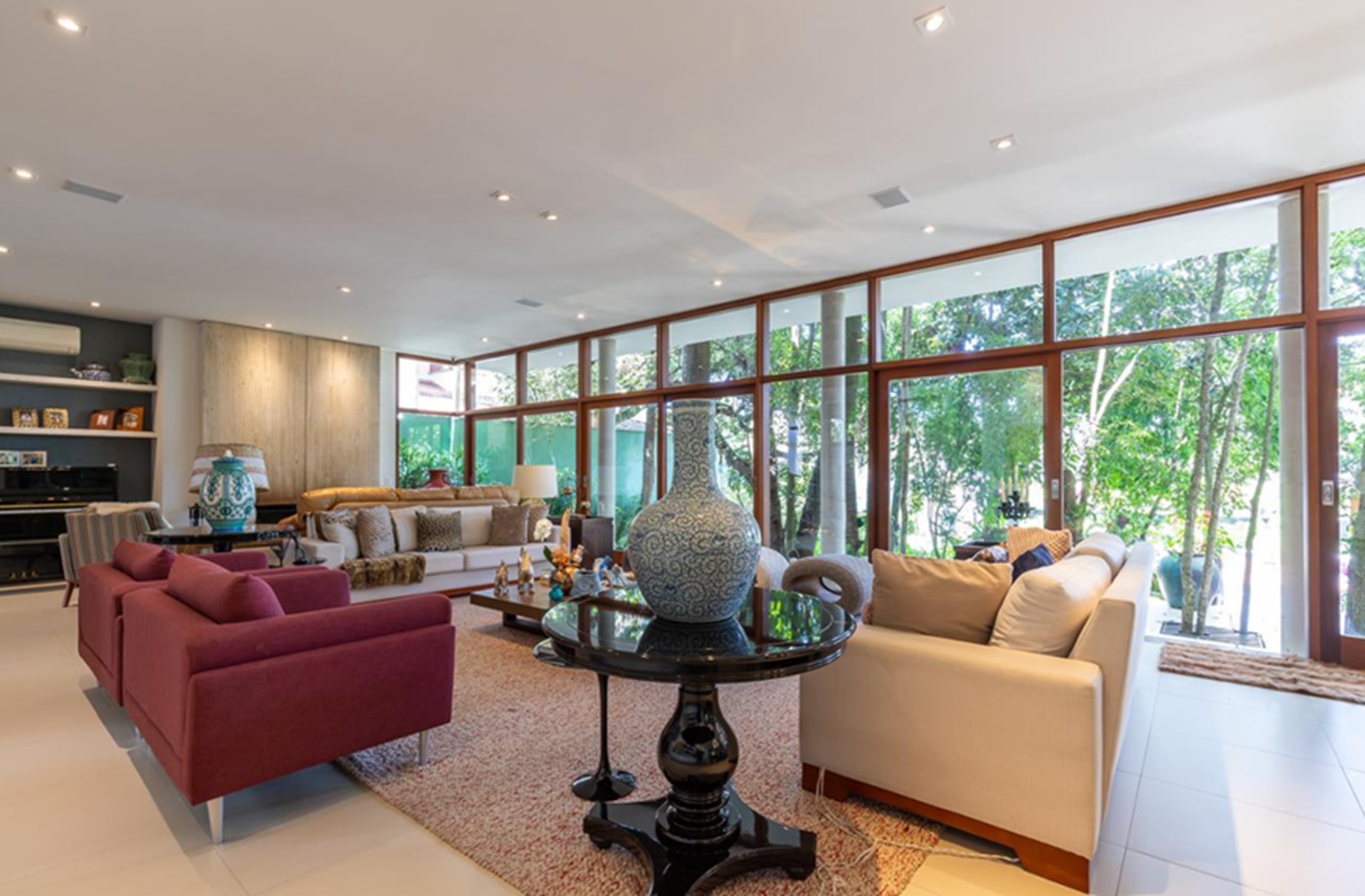 Imagem Casa de Condomínio com 5 Quartos à Venda, 650 m² em Jardim dos Estados - São Paulo
