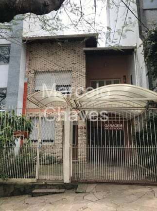 Imagem Casa com 3 Quartos à Venda, 250 m² em Petrópolis - Porto Alegre Imagem Casa com 3 Quartos à Venda, 250 m² em Petrópolis - Porto Alegre