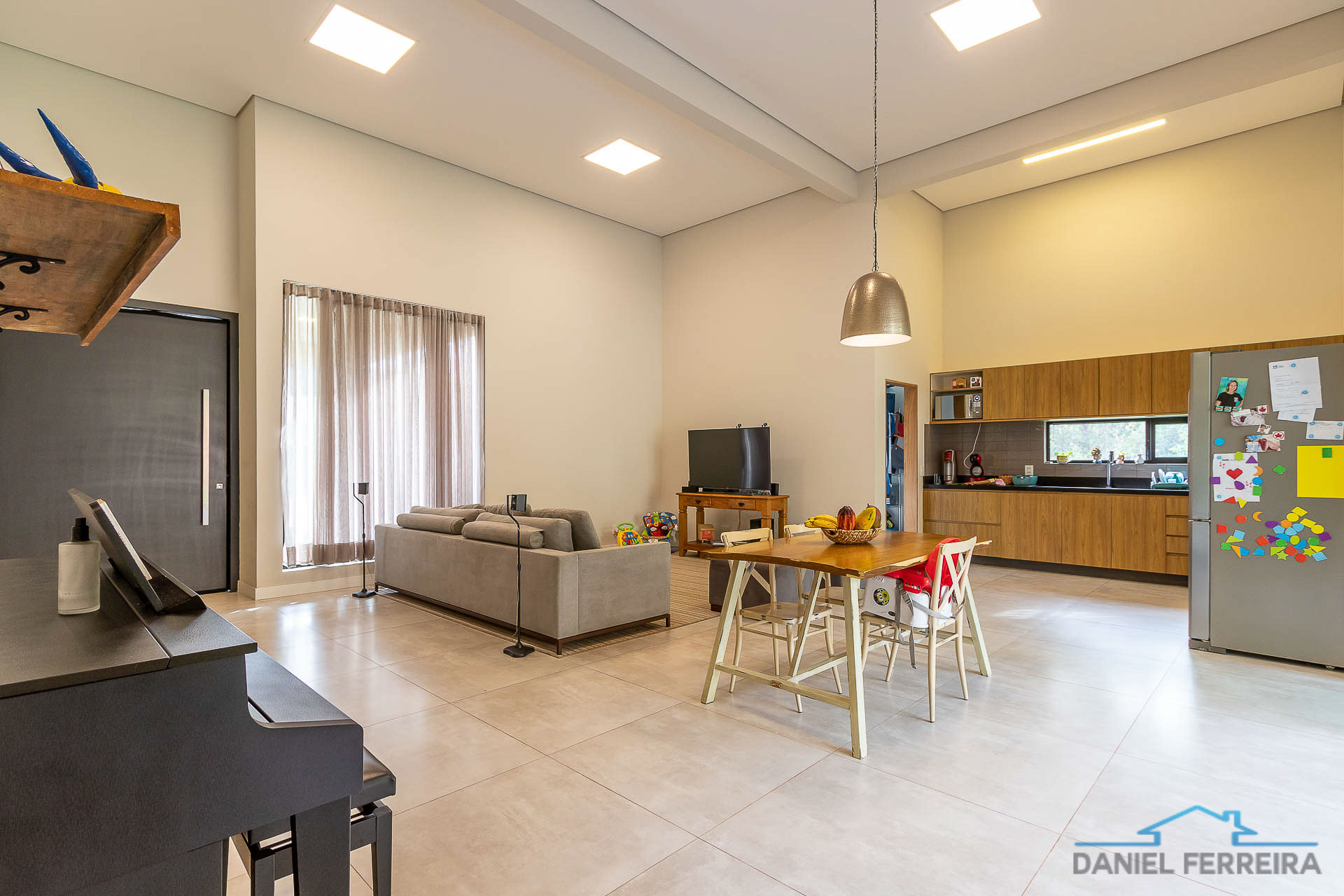 Imagem Casa de Condomínio com 3 Quartos à Venda, 240 m² em Setor Habitacional Tororó (Jardim Botânico) - Brasília Imagem Casa de Condomínio com 3 Quartos à Venda, 240 m² em Setor Habitacional Tororó (Jardim Botânico) - Brasília