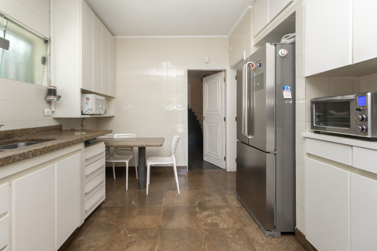 Imagem Casa com 4 Quartos à Venda, 300 m² em Jardim Paulistano - São Paulo Imagem Casa com 4 Quartos à Venda, 300 m² em Jardim Paulistano - São Paulo