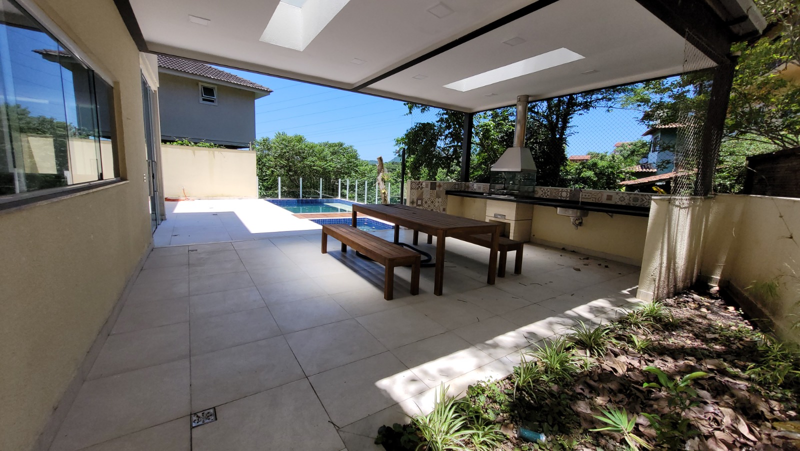 Imagem Casa de Condomínio com 3 Quartos à Venda, 340 m²em Sapê - Niterói Imagem Casa de Condomínio com 3 Quartos à Venda, 340 m²em Sapê - Niterói