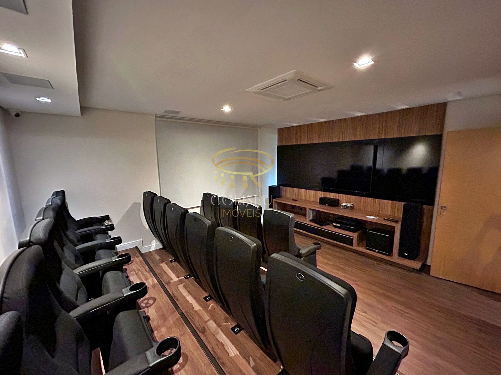 Imagem Apartamento com 3 Quartos à Venda, 147 m²em Zona Armazém - Maringá