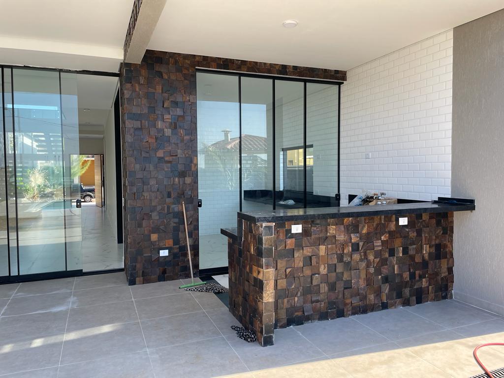 Imagem Casa de Condomínio com 4 Quartos à Venda, 250 m²em Condominio Belize - Itanhaém