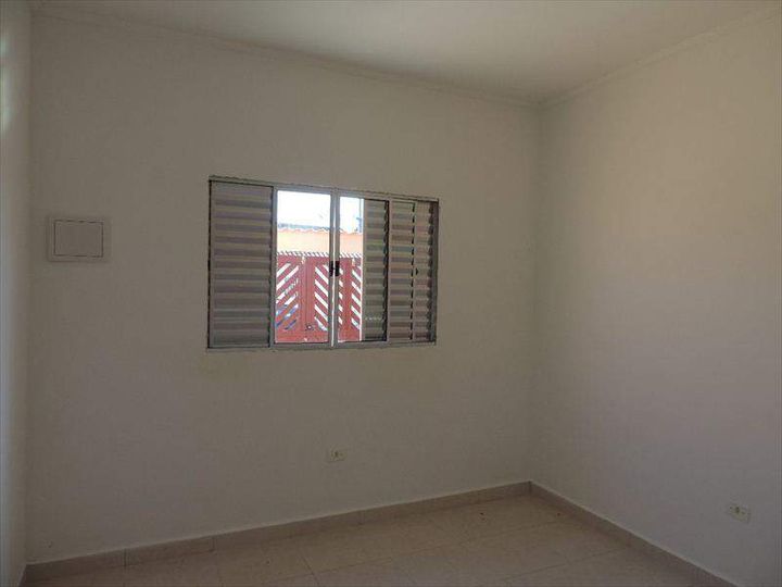 Imagem Casa com 2 Quartos à Venda, 75 m² em Itanhaém Imagem Casa com 2 Quartos à Venda, 75 m² em Itanhaém
